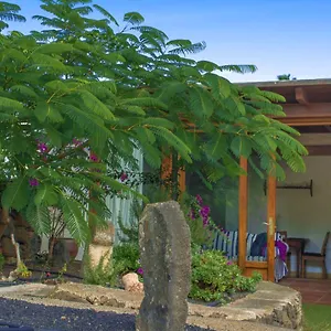 tranquila-casita-rural-en-haria.in-canary-islands.com/